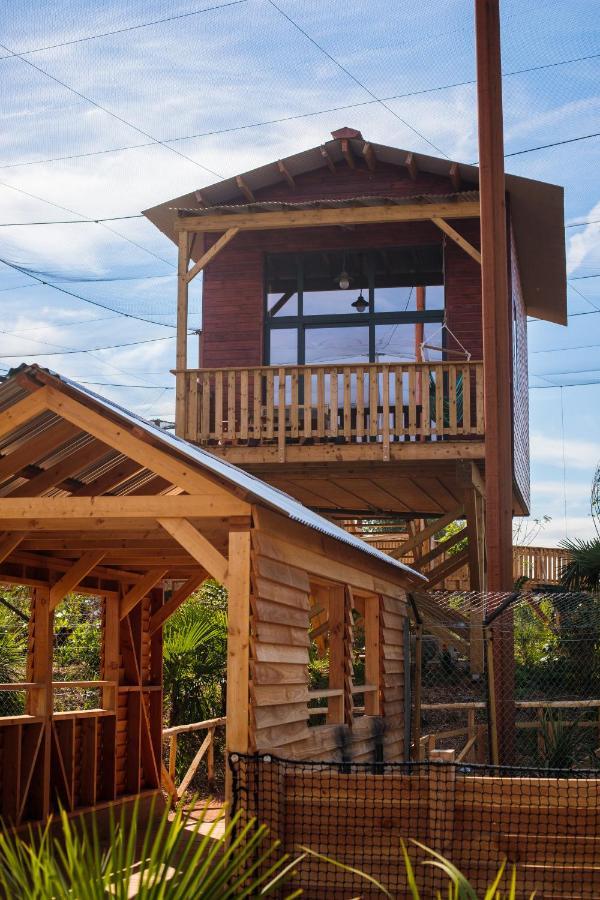 Parrot World - Les Lodges Crecy-la-Chapelle Εξωτερικό φωτογραφία