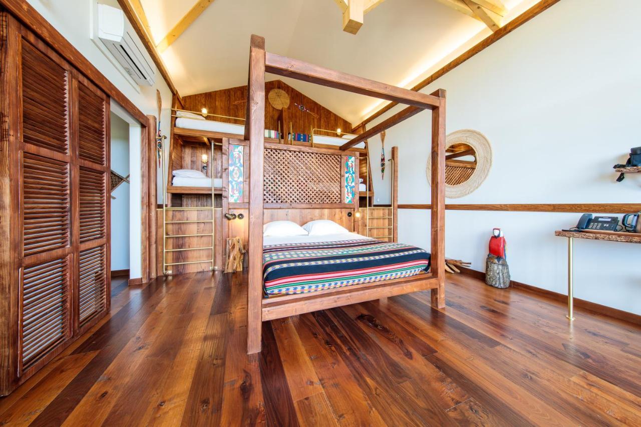 Parrot World - Les Lodges Crecy-la-Chapelle Εξωτερικό φωτογραφία